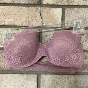 3for$20 bra 32D strapless has underwire